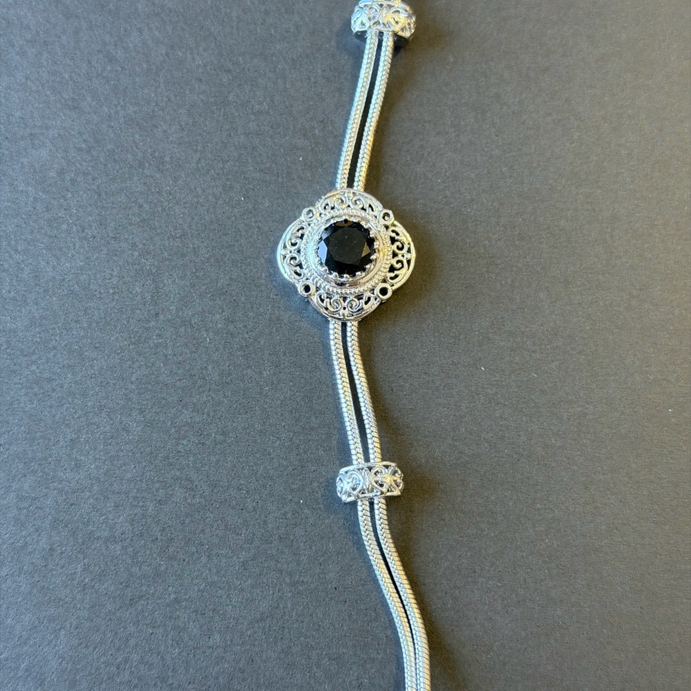 Karis 925 Sterling Silver Black Onyx Filigree Toggle Bracelet - Picture 2 of 5